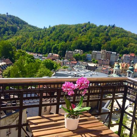 Petrin No. 1 Apartment Karlovy Vary Exterior photo