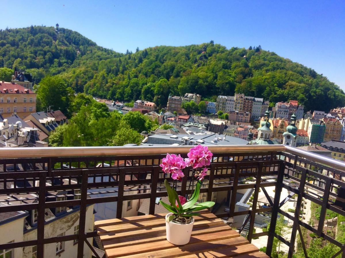 Petrin No. 1 Apartment Karlovy Vary Exterior photo